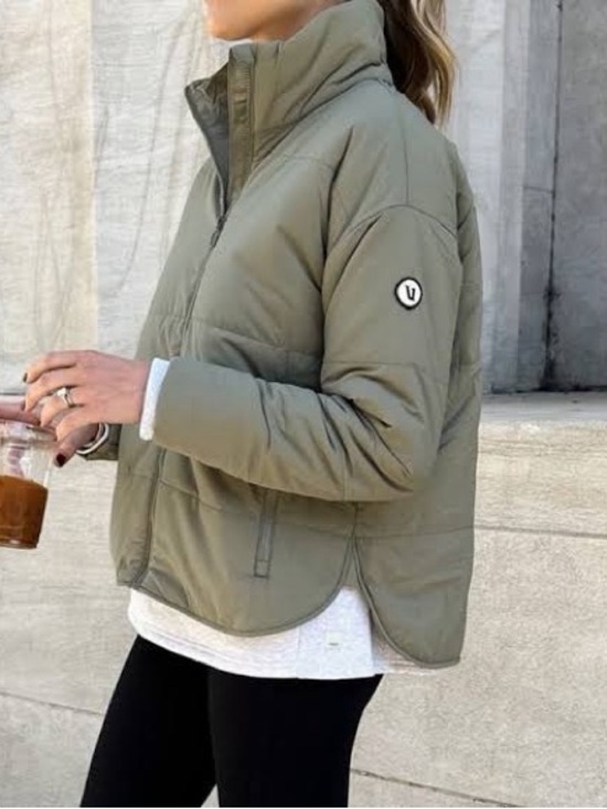 Jackets & Blazers - ISO Vuori canyon jacket